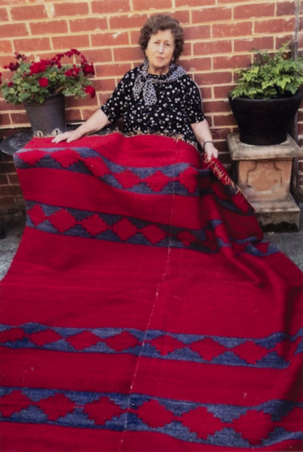 digital-photograph-efstathia-spiropoulos-with-her-blanket-malvern