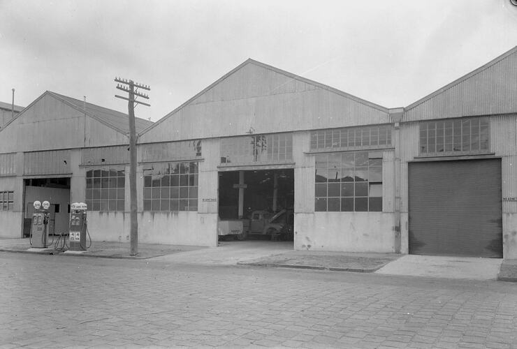 Truck Service Garage, 1947