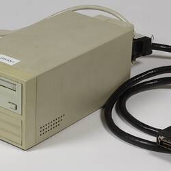 Tape Drive - Lion, Model Lion-310VC, 1995