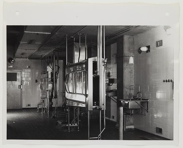 Kodak Australasia Pty Ltd, Finishing Run-Off Room, Coburg, circa 1963