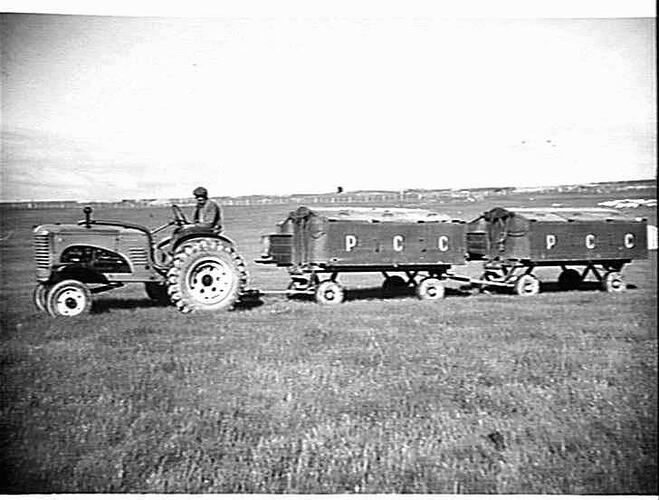 MODEL `81' TRACTOR SUPPLIED TO PRESTON COULCIL: JUNE 1942