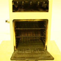 Stove - Metters KFB, Oban, Cream