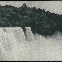 Postcard - 'Niagara Falls, NY and Canada'