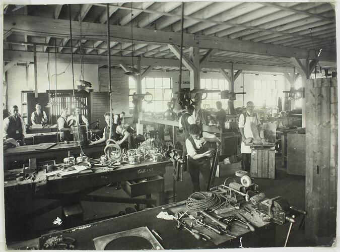 Photograph - Hecla Electrics Pty Ltd, Assembly Workers, 1920s