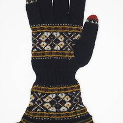 Glove - Aime Metsar, Estonian, Jarva-Jaani Region, Knitted, 1991