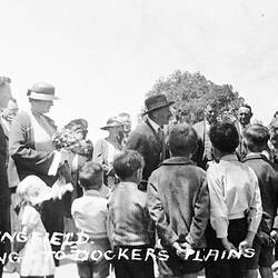 Negative - Lord Huntingfield & Children, Wangaratta, Victoria, circa 1935