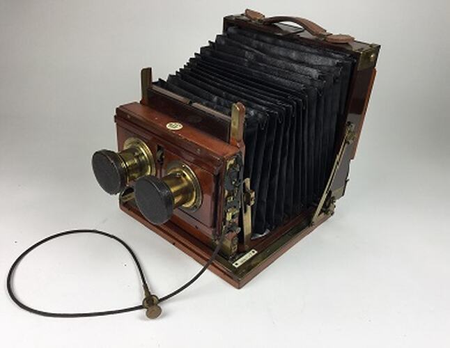 ST 025359.1, View Camera (PHOTOGRAPHY)