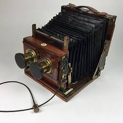 ST 025359.1, View Camera (PHOTOGRAPHY)
