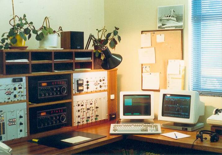 Photograph - Melbourne Coastal Radio Station, Radiotelephone Console