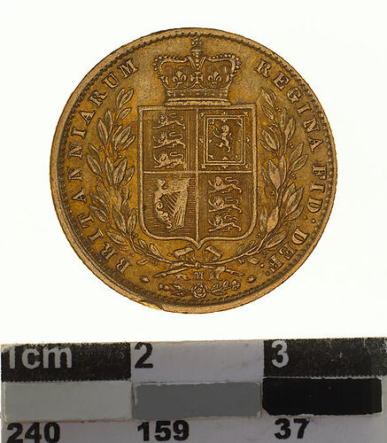 Coin - Sovereign, Victoria, Australia, 1872, photographed by Museums Victoria