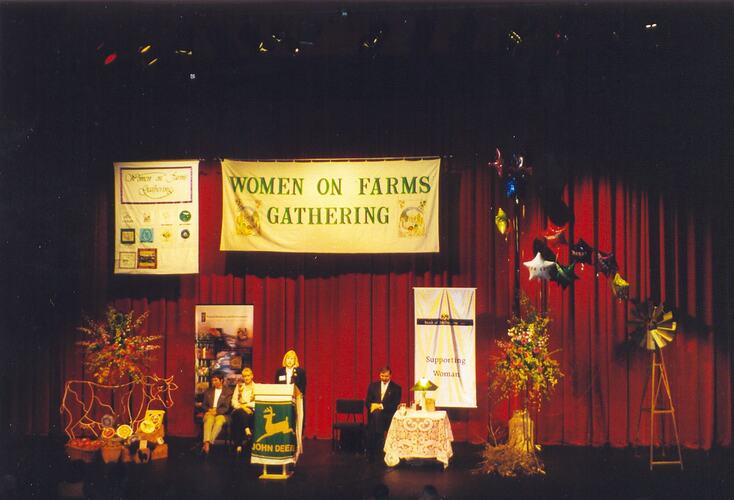 Speaker at the 1999 Warragul Women on Farms Gathering