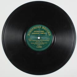 Disc Recording - Zonophone, "Weihnachtsbescherung" & "Des Seemanns Weihmachen", Various Speakers, 1914-1926