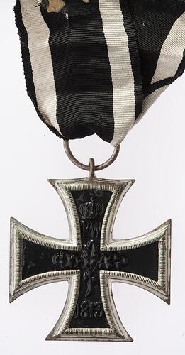 Medal - Iron Cross 1814, Second Class, Germany, 1914 - Reverse