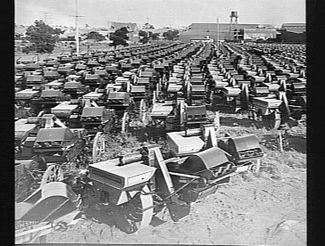 HEADERS READY FOR DISPATCH: AUG 1928. [SEVERAL HUNDRED]