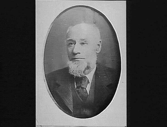 MR. W. BULT: AUGUST 1925