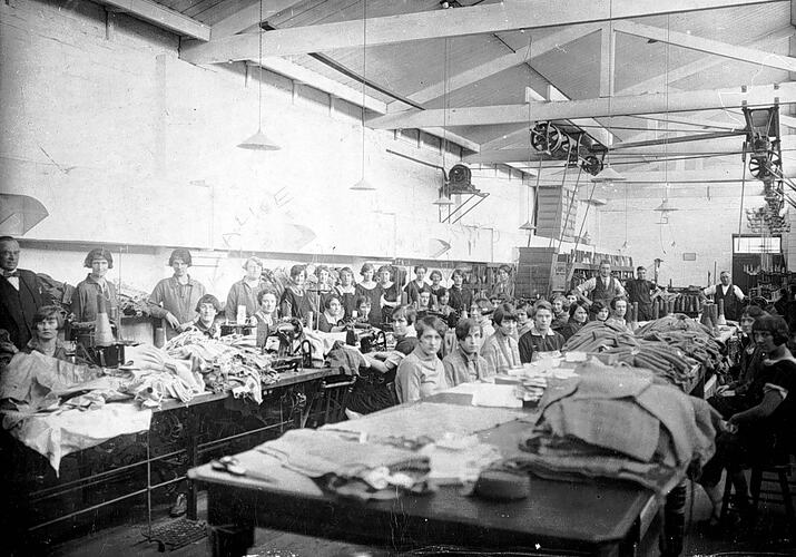 [A Flinders Lane clothing factory, Melbourne 1927.]