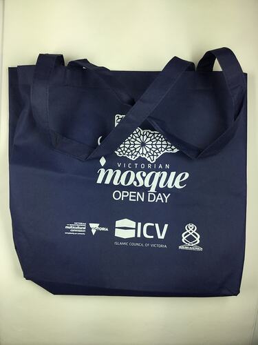 HT 56034, Promotional Bag - Victorian Mosque Open Day, 17 Mar 2019 (RELIGIONS), Object, Registered