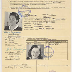 Identity Certificate - Juliana Brozozovski and Mathilde Bauer