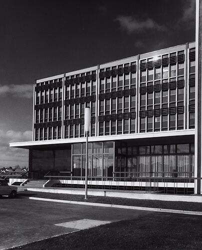 Photograph - Kodak Australasia Pty Ltd, Exterior View of Main Entrance to Building 8, Head Office & Sales & Marketing at the Kodak Factory, Coburg, 1965