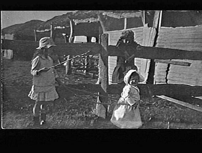 MERRIGUM - DOROTHY AND NANCY PITTS AT STABLES