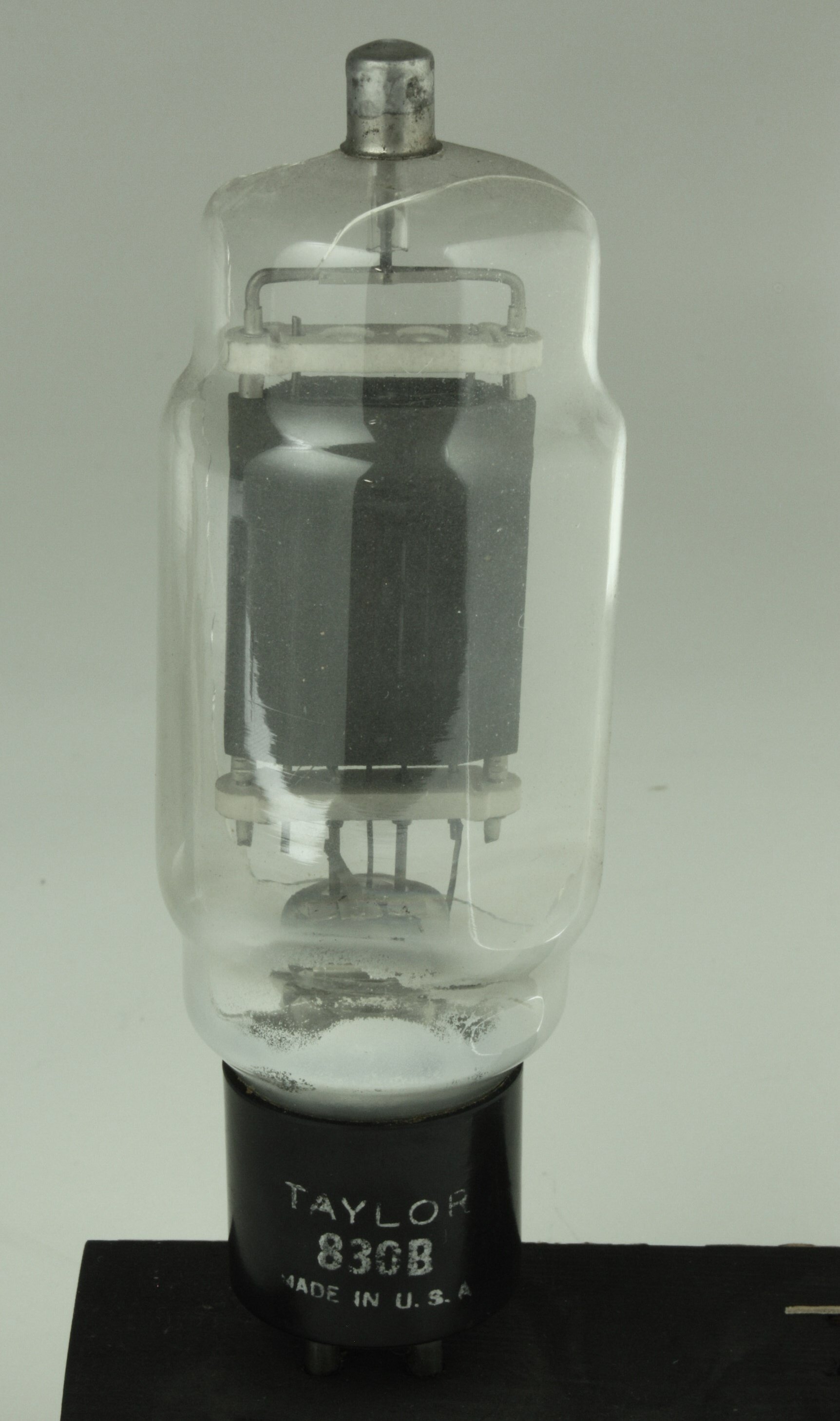 直熱三極管　VT-62 TAYLOR TUBES, INC Electronic Valve - Taylor, Triode, Type 830B, 1920-1930