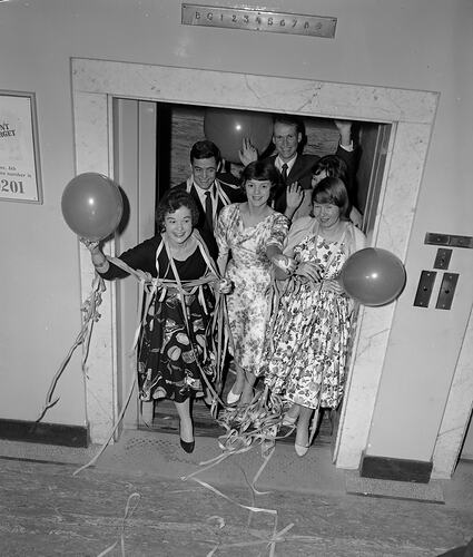 Shell Co, Group at a Dance, Melbourne, 11 Dec 1959