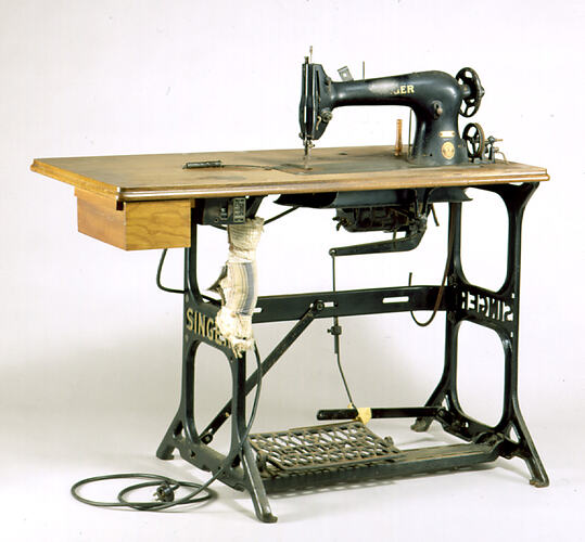 Electric Sewing Machine - Singer