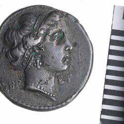 Coin - Didrachm, Tarentum, Italy, circa 425 BC
