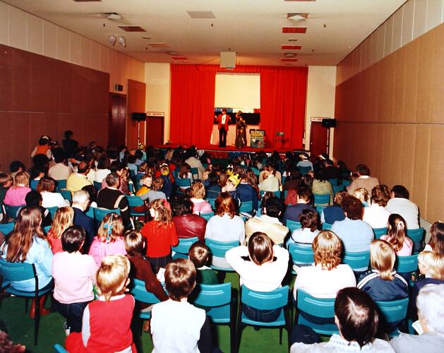 Photograph - Sun News Pictorial Homes Show, Great Hall, Royal Exhibition Building, Aug 1984