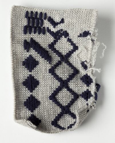 Knitting Sample - Edda Azzola, Light Grey With Dark Blue Stitch, circa 1960s