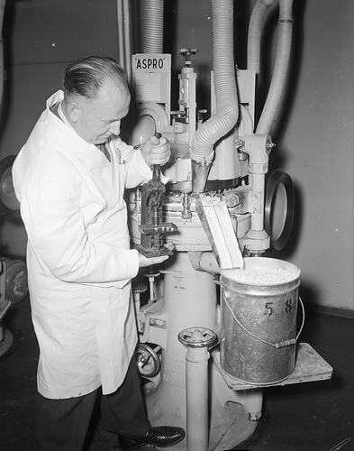 Nicholas Pty Ltd, Manufacturing Aspro, Chadstone, Victoria, 1958