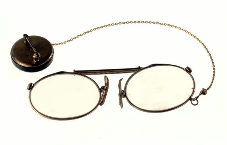 Sunglasses 1900 online